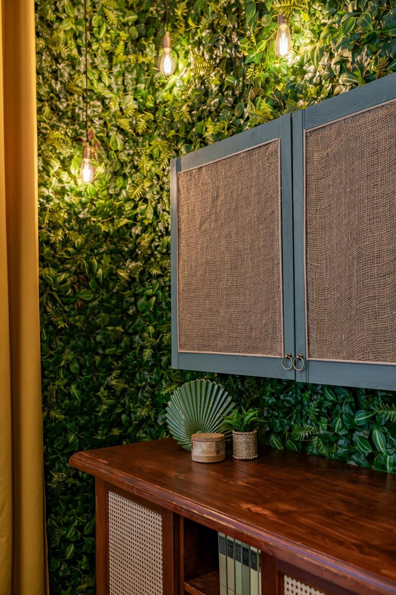 Jungle Aesthetics Downtown Apartman Aircon And Garage Parking ブダペスト エクステリア 写真